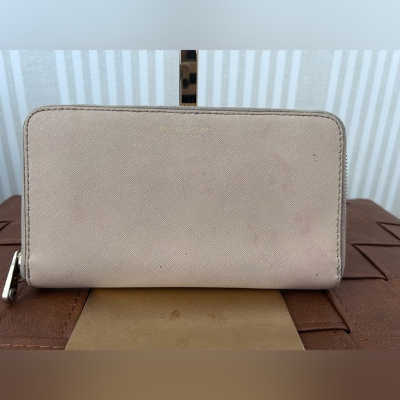 henri bendel Handbags - Henri Bendel West 57th Zip Around Continental Wallet Tan Beige Saffiano Leather